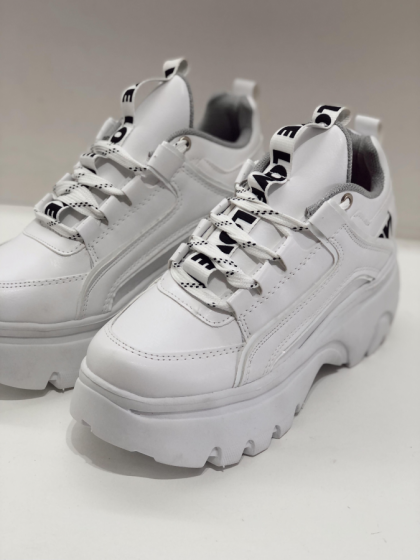 Zapatillas LOVE blancas – Plataforma urbana para mujer