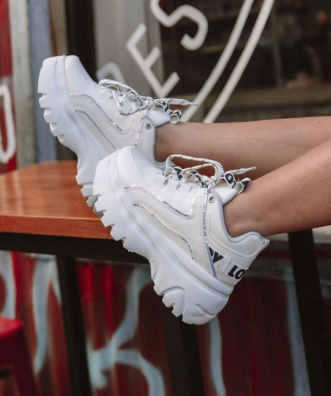 Zapatillas LOVE blancas – Plataforma urbana para mujer