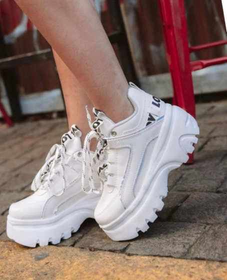 Zapatillas LOVE blancas – Plataforma urbana para mujer