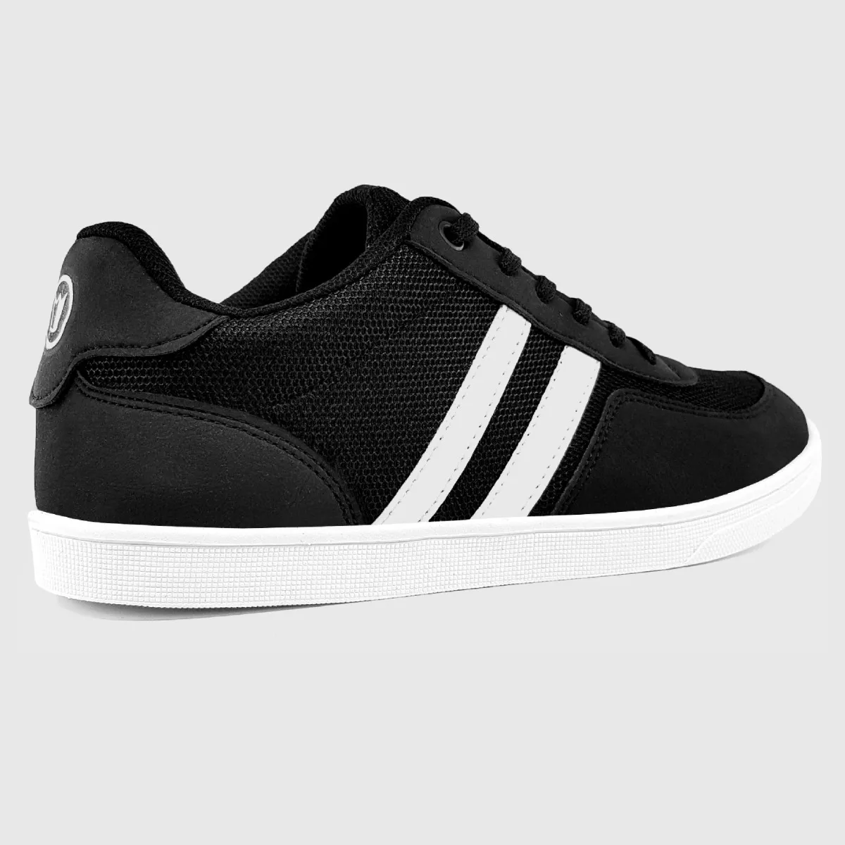 Prowess Art 5006 – Zapatillas Urbanas Negras con Franjas Blancas | Talles 35-44