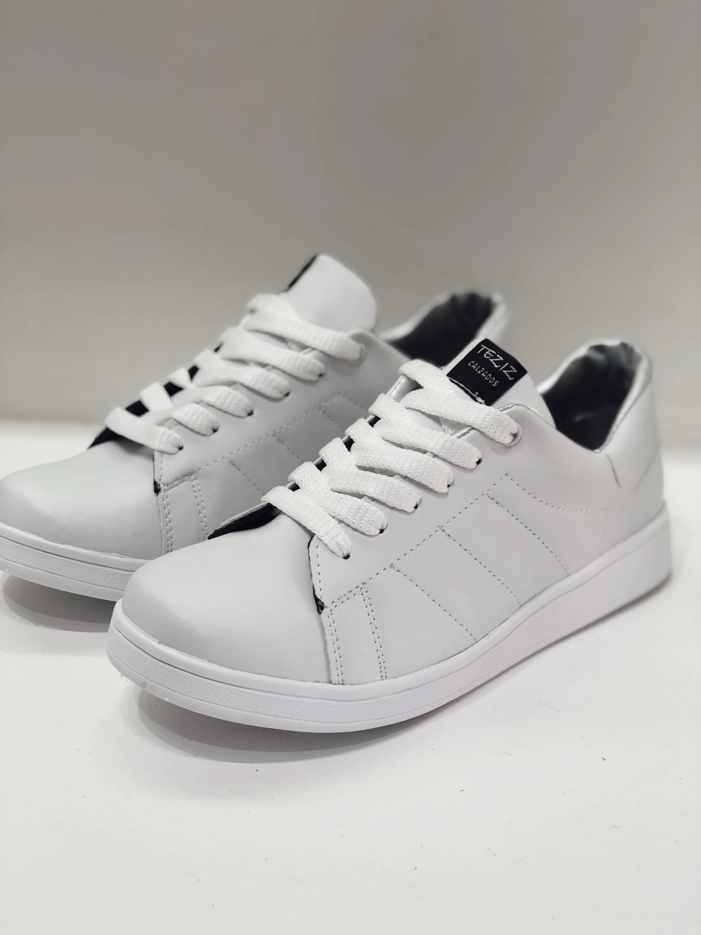 Zapatilla Teziz Art 231 Blanca