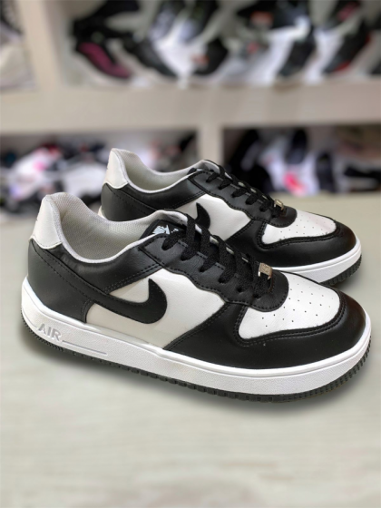 Zapatilla Air Force Black & White